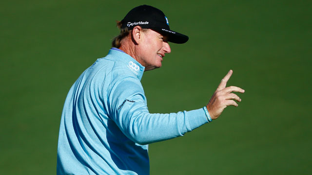 Els moves into contention in Dubai; McIlroy just makes cut