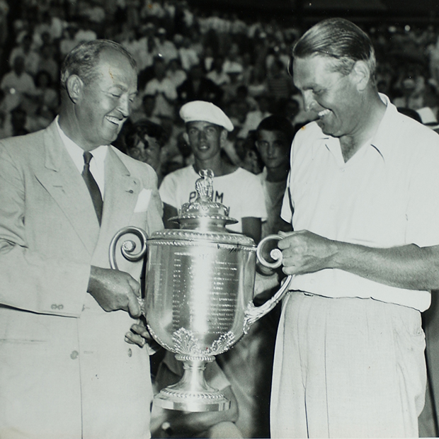 Jim Ferrier accepts the Wanamaker Trophy (1947).