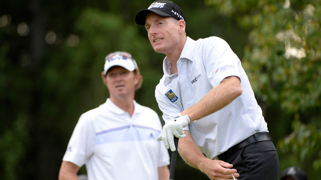 Jim Furyk takes lead into final round of Canadian Open