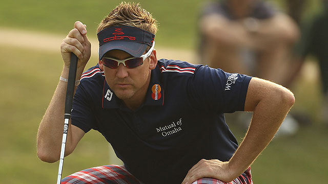 Poulter takes lead halfway through UBS Hong Kong Open