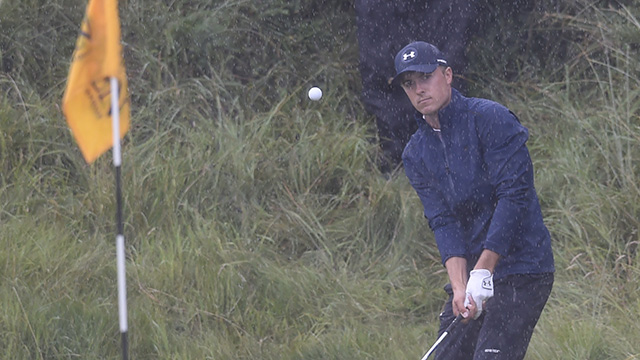 Jordan Spieth holes out on 10 in pouring rain at the Open Championship 