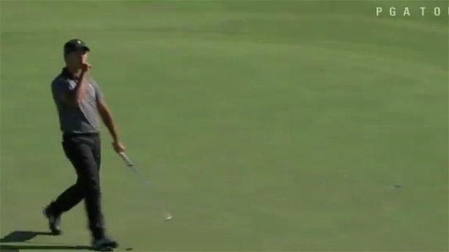 Si Woo Kim channels his inner Patrick Reed, shushes the crowd at the Presidents Cup