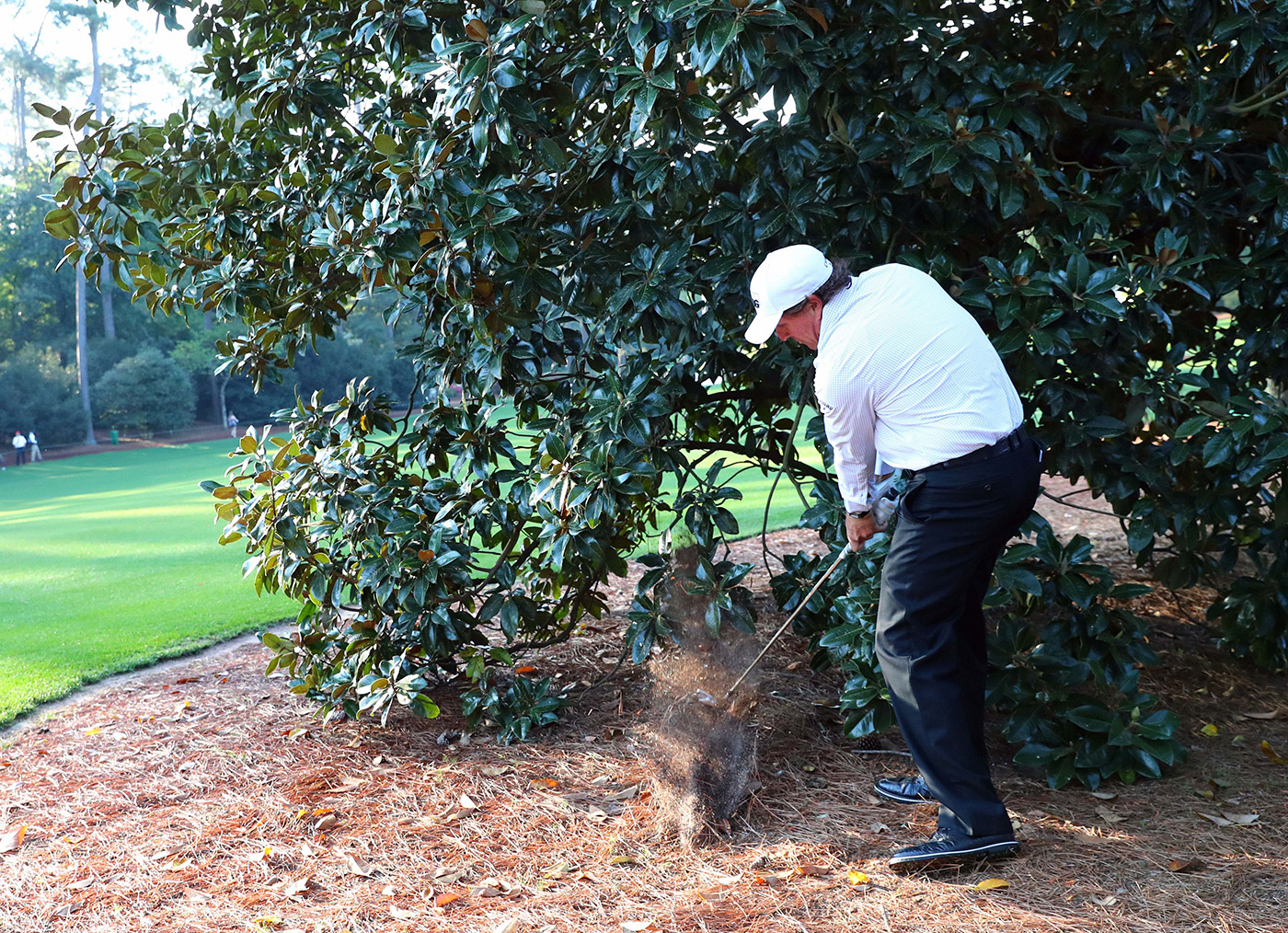 Phil Mickelson plays a practice round at the 2018 Masters.