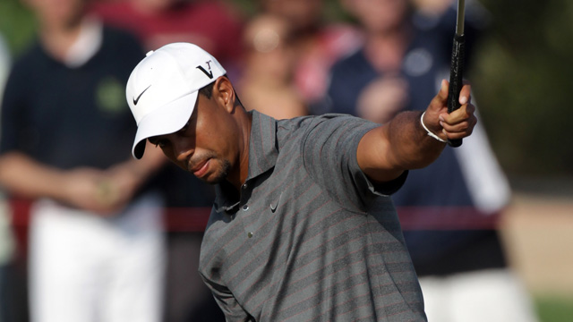 After 6-under 66, Woods shares 54-hole lead with Rock in Abu Dhabi