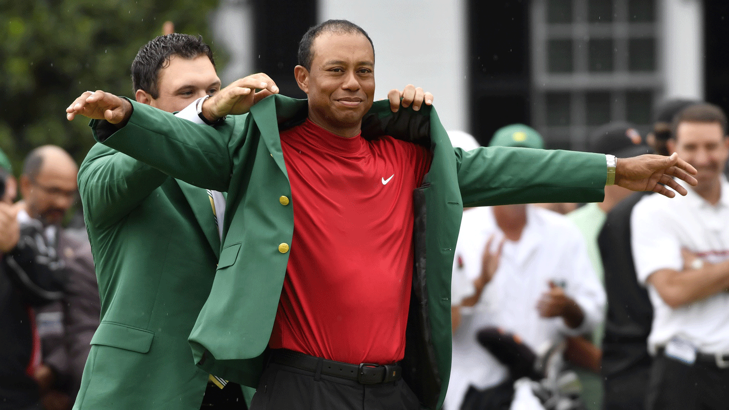 Tiger Woods green jacket ceremony