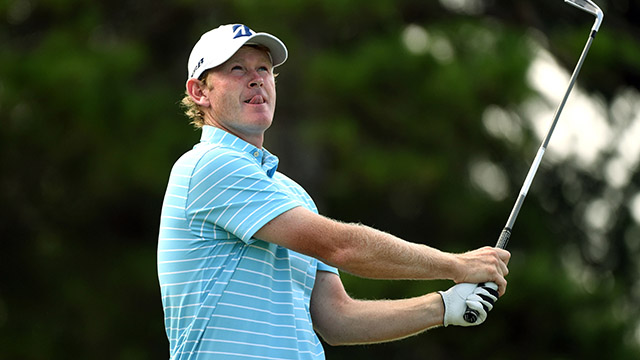 Red-hot Brandt Snedeker shoots 3-under in Round 2 for weekend lead at the Wyndham Championship