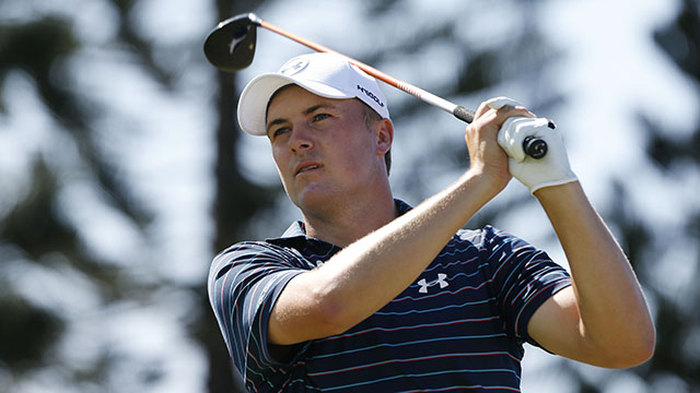 Spieth closer to lead after marathon day in Singapore