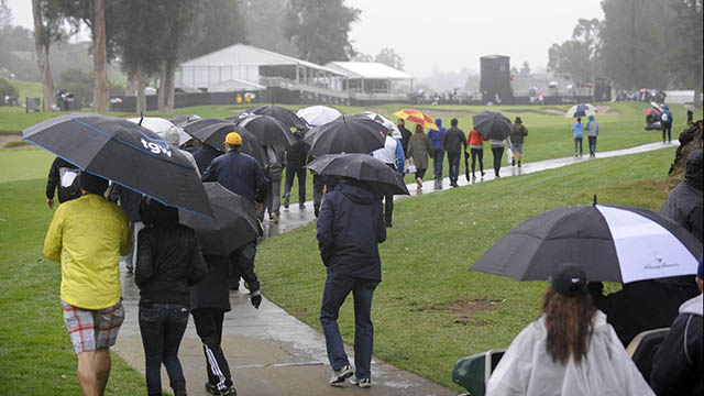 Rain wipes out afternoon Genesis Open play at Riviera