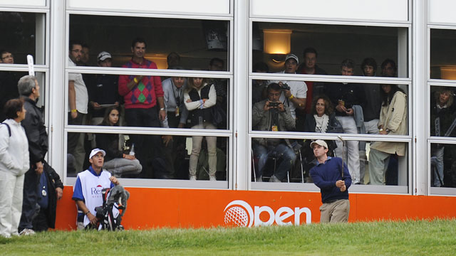 Aiken ups lead to two strokes after third round of somber Spanish Open