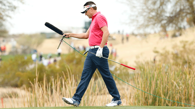 Robert Allenby gets few boos and comments in first round in Phoenix
