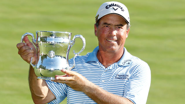 Browne clinches three-shot victory over O'Meara in U.S. Senior Open