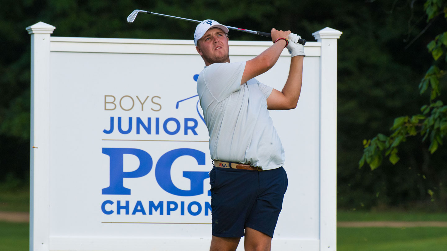 Claycomb, Magcalayo shoot record 62s to open Boys Junior PGA Championship