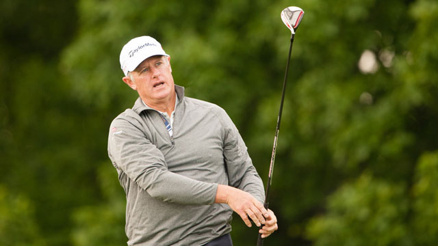 Carl Cooper of Texas shoots 66 to lead Senior PGA PNC by one stroke