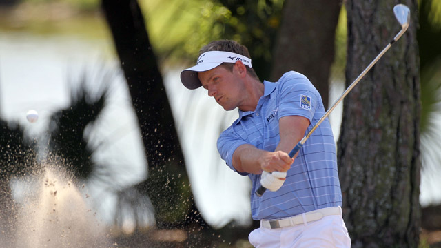 Donald back to No. 1 spot in world ranking, Dufner makes debut in top 20