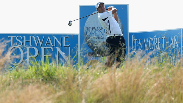 Fichardt leads Tshwane Open by one shot over Akesson after first round  