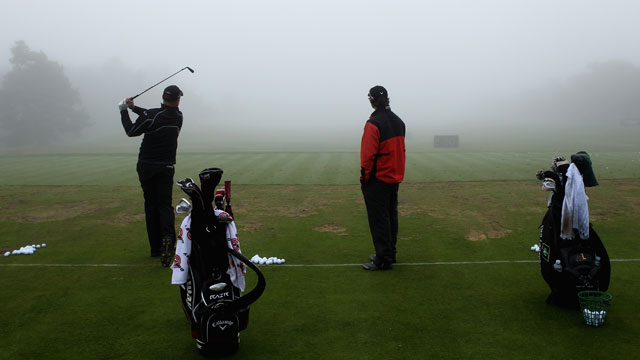 Foster leads by one as fog and wasps interfere with play at Johnnie Walker