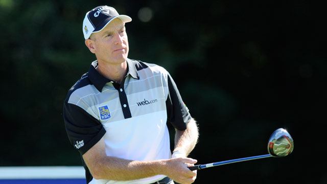 Jim Furyk opts for surgery on ailing wrist, will miss three months