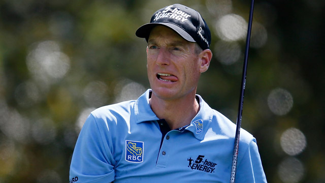 Furyk shoots sizzling 64, takes second round lead at Tour Championship