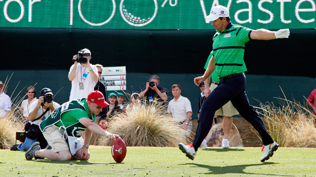 Phoenix Open Notebook: 16th hole, as always, will be center of the action