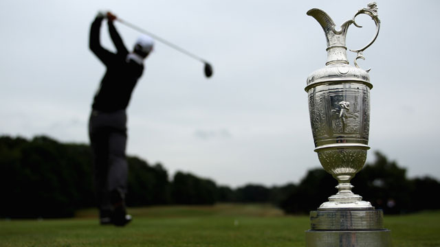 Storm leads 10 players to qualify for British Open at rainy Sunningdale