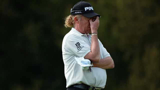 Jimenez keeps Omega Masters lead, even after calling penalty on himself