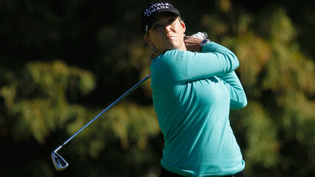Kerr closes in on Yang, POY honors, at LPGA Tour Championship 