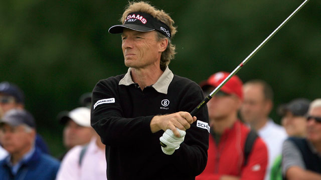 Thumb almost healed, Langer looking to defend U.S. Senior Open crown