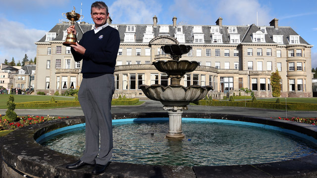 Lawrie takes Ryder Cup to 2014 host Gleneagles, would like to play again