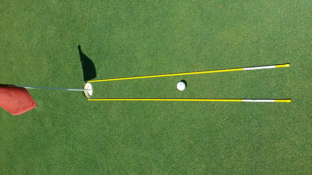 Hit, hold and look: Three steps for holing short putts
