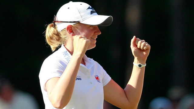 Lewis emerges from others' shadows to become LPGA player of the year