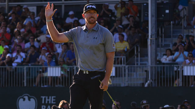 Hunter Mahan keeps playoff streak going with win at The Barclays
