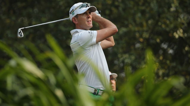 Stuart Manley leads UBS Hong Kong Open by one stroke after third round