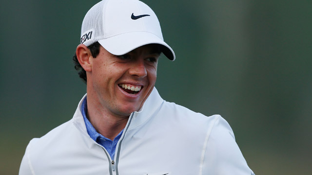 Rory McIlroy leads Scottish Open after first round, Mickelson four back