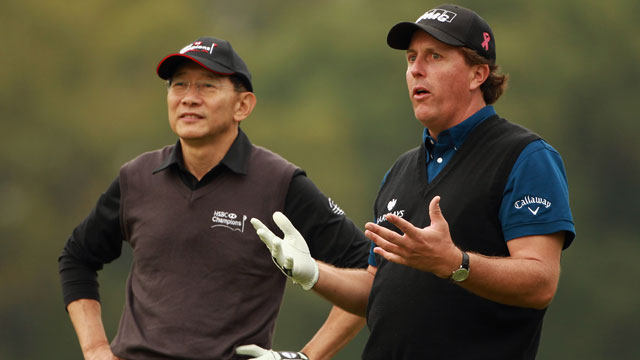Mickelson believes his game is turning corner after summer of health issues