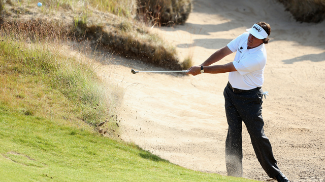 Mickelson near Scottish Open lead after opening with 66 at Castle Stuart