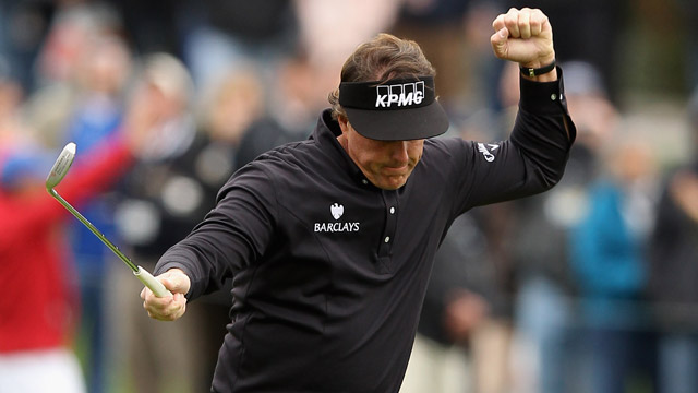 Mickelson hurriedly enters Scottish Open after missing cut at Greenbrier