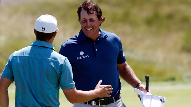 Notebook: Spieth thrilled with Mickelson pick for Presidents Cup