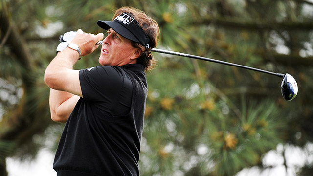 Phil Mickelson pulls out of Farmers Insurance Open with back pain