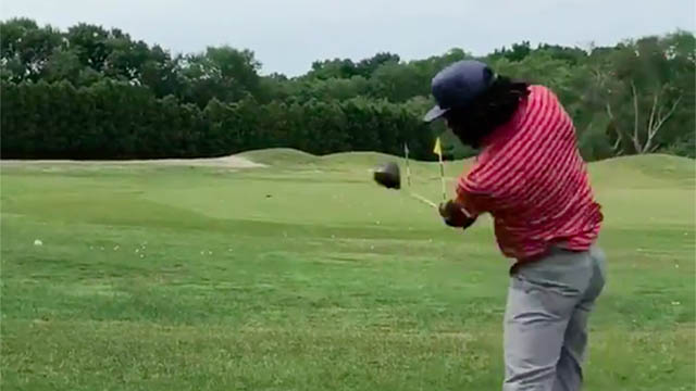 Aaron Rodgers, Charles Barkley, Tom Brady, other NFL and NBA stars show off their golf swings