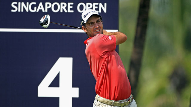 Molinari and Morrison tied for lead after first round of Singapore Open