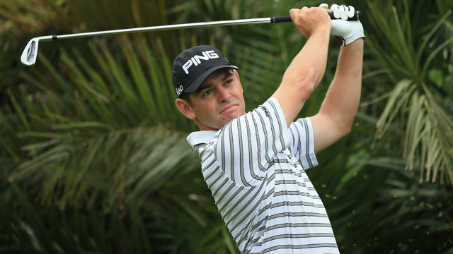 Oosthuizen grabs one-shot lead on second day at Volvo Golf Champions