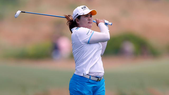 Park leads US Women's Open by two as second round suspended by fog
