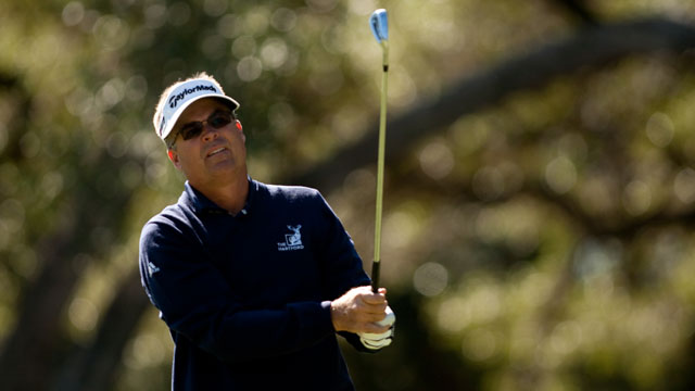 Perry-Funk team catches up to Kelly- Stricker on Day 2 at Shark Shootout