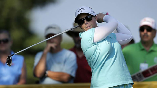 Morgan Pressel leads by one after eagle-birdie finish at ShopRite