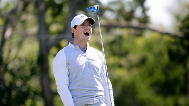 Rory McIlroy and Jason Day advance in different ways at Dell Match Play