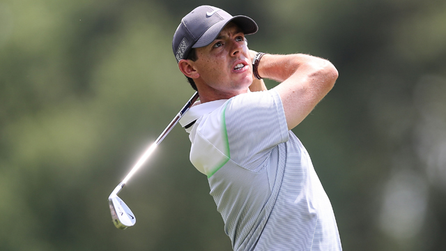 McIlroy breaks course record with 61
