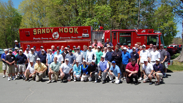 PGA Professionals show appreciation for Sandy Hook first responders