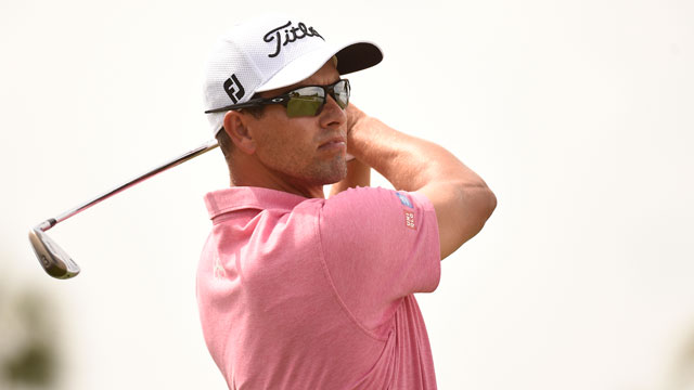 Scott leads Cadillac Championship, McIlroy and D. Johnson two off pace