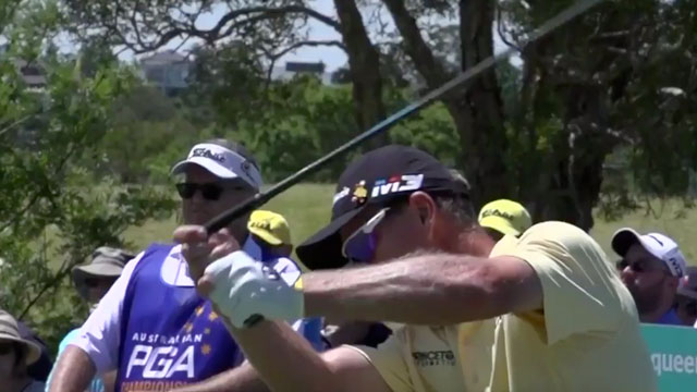 Watch John Senden snap his driver shaft on the downswing at Australian PGA