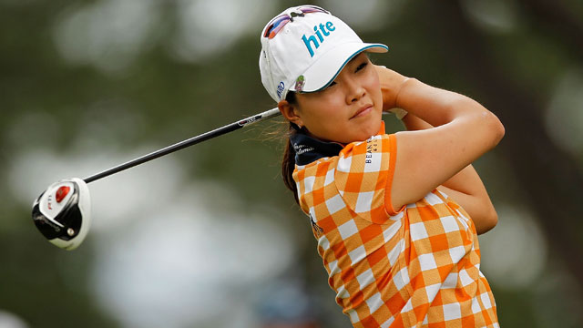 Seo of Korea leads in final round as storms stop Women’s Open yet again